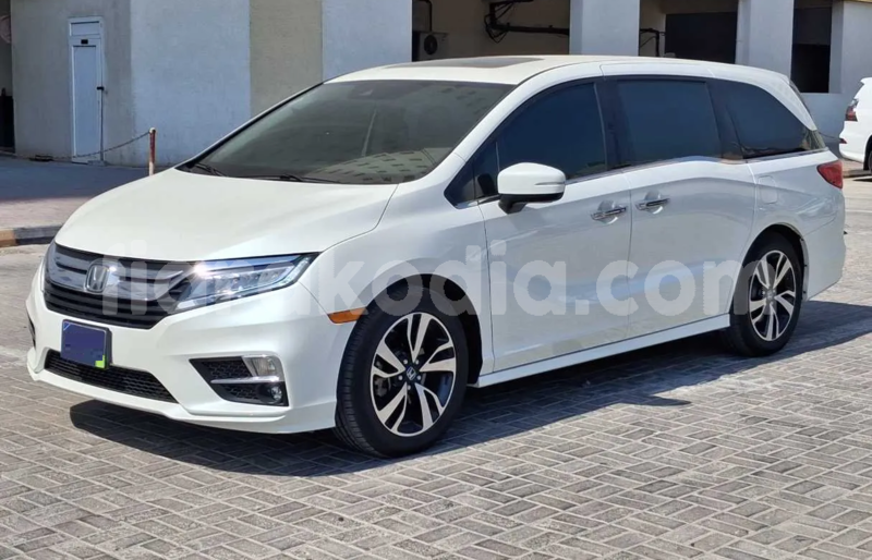 Big with watermark honda odyssey toamasina andevoranto 8998
