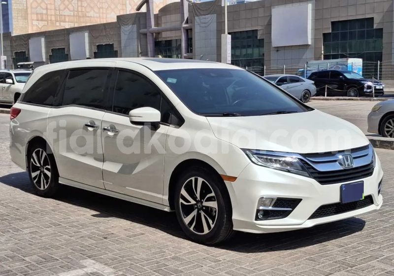 Big with watermark honda odyssey toamasina andevoranto 8998
