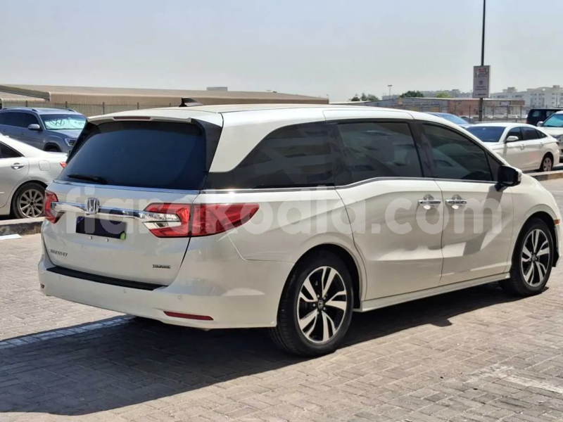 Big with watermark honda odyssey toamasina andevoranto 8998