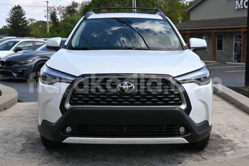 Big with watermark toyota corolla cross toamasina andevoranto 9005
