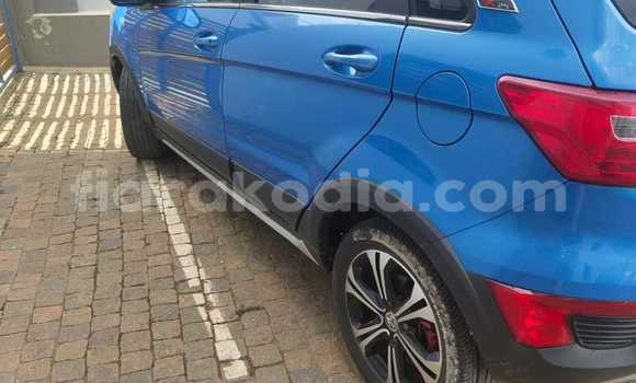 Acheter Occasion Voiture Bajaj Qute Bleu à Antananarivo, Analamanga Acheter Occasion Voiture Bajaj Qute Bleu à Antananarivo, Analamanga