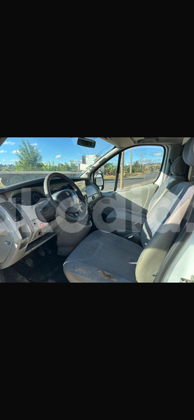 Big with watermark renault traffic analamanga antananarivo 9014