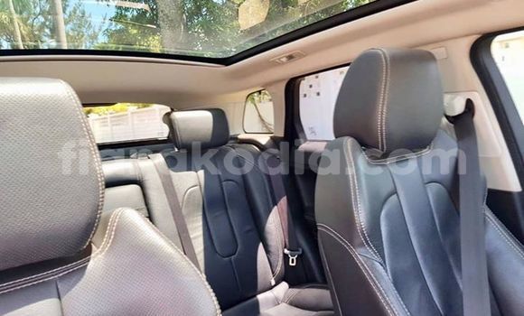 Acheter Occasion Voiture Land Rover Range Rover Evoque Noir à Antananarivo, Analamanga Acheter Occasion Voiture Land Rover Range Rover Evoque Noir à Antananarivo, Analamanga