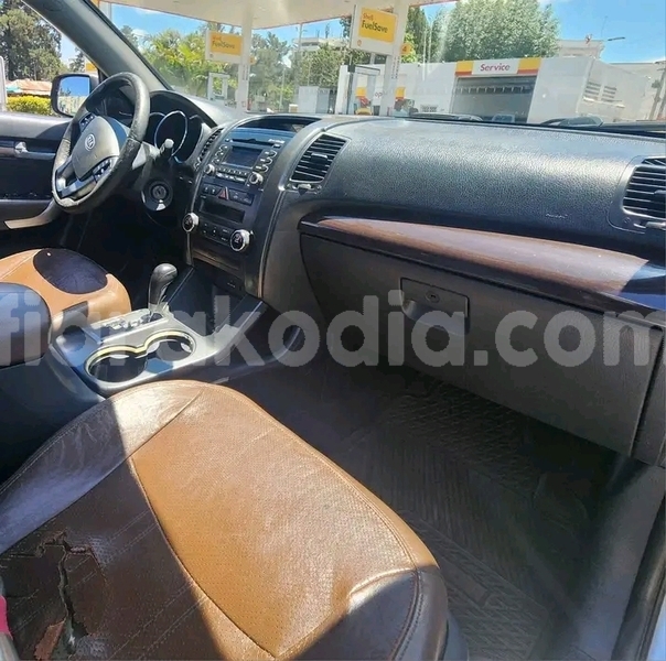 Big with watermark kia sorento analamanga antananarivo 9019