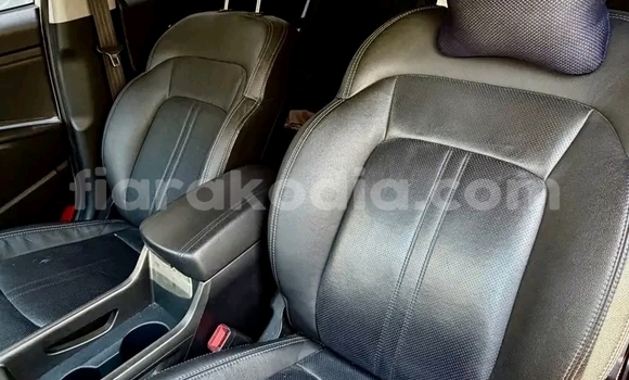 Acheter Occasion Voiture Kia Sportage Blanc à Ambatomainty , Melaky Acheter Occasion Voiture Kia Sportage Blanc à Ambatomainty , Melaky