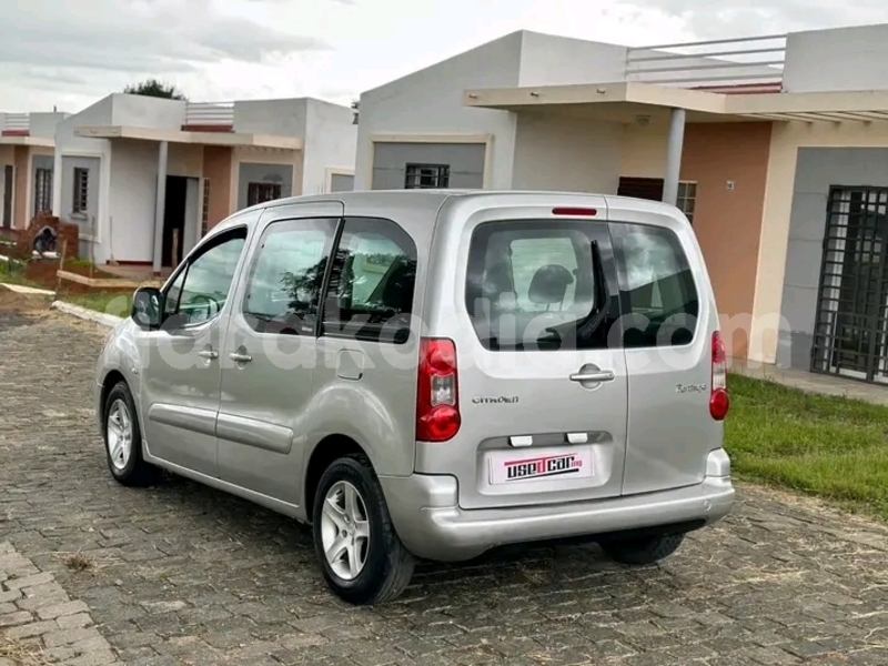 Big with watermark citroen berlingo alaotra mangoro ambatondrazaka 9024