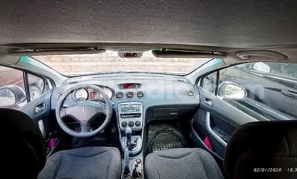 Acheter Occasion Voiture Peugeot 308 Blanc à Ambatondrazaka, Alaotra-Mangoro Acheter Occasion Voiture Peugeot 308 Blanc à Ambatondrazaka, Alaotra-Mangoro