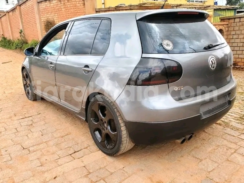 Big with watermark volkswagen golf melaky ambatomainty 9028