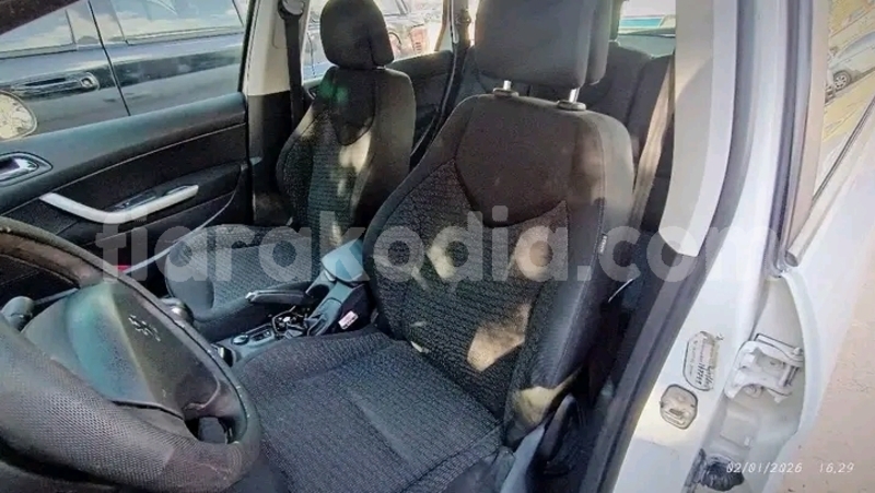 Big with watermark peugeot 308 melaky ambatomainty 9032