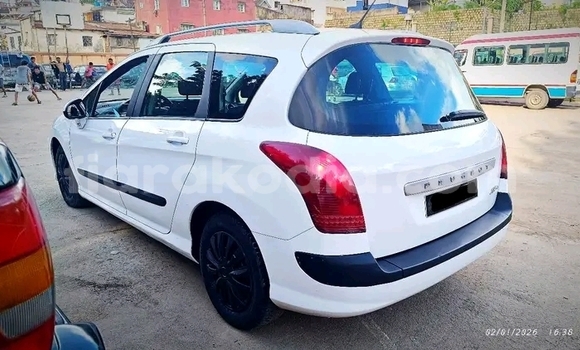 Acheter Occasion Voiture Peugeot 308 Blanc à Ambatomainty , Melaky Acheter Occasion Voiture Peugeot 308 Blanc à Ambatomainty , Melaky