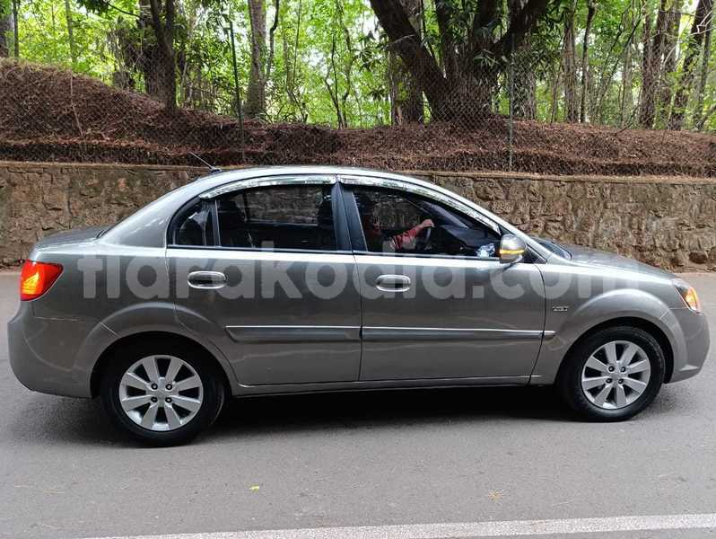 Big with watermark kia pride analamanga antananarivo 9033