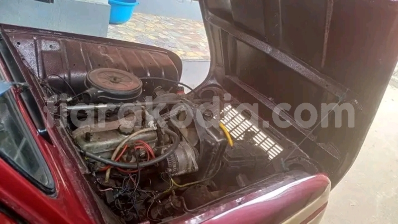 Big with watermark renault 11 melaky ambatomainty 9034