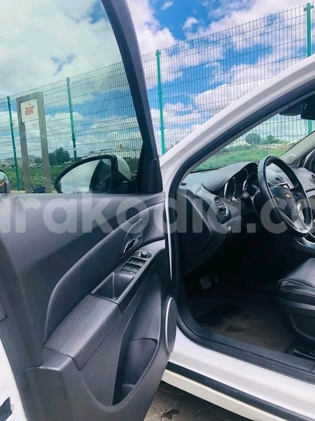 Big with watermark chevrolet cruze melaky ambatomainty 9036