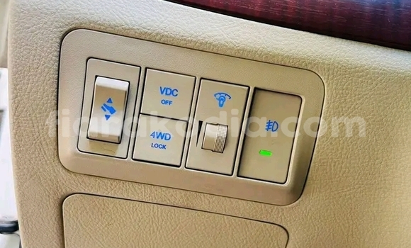 Acheter Occasion Voiture Hyundai Santa Fe Blanc à Ambatomainty , Melaky Acheter Occasion Voiture Hyundai Santa Fe Blanc à Ambatomainty , Melaky