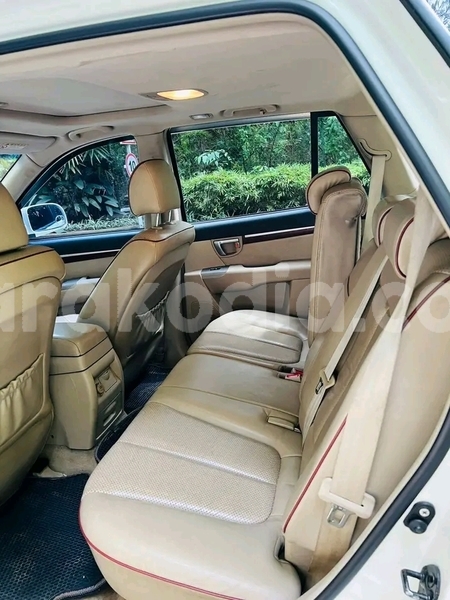 Big with watermark hyundai santa fe melaky ambatomainty 9037