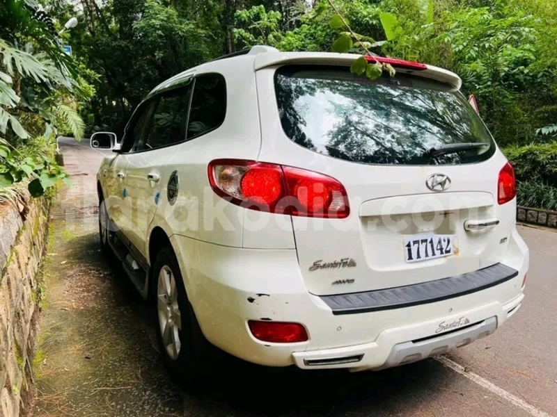 Big with watermark hyundai santa fe melaky ambatomainty 9037