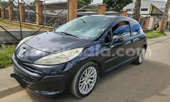 Acheter Occasion Voiture Peugeot 207 Noir à Ambatomainty , Melaky Acheter Occasion Voiture Peugeot 207 Noir à Ambatomainty , Melaky
