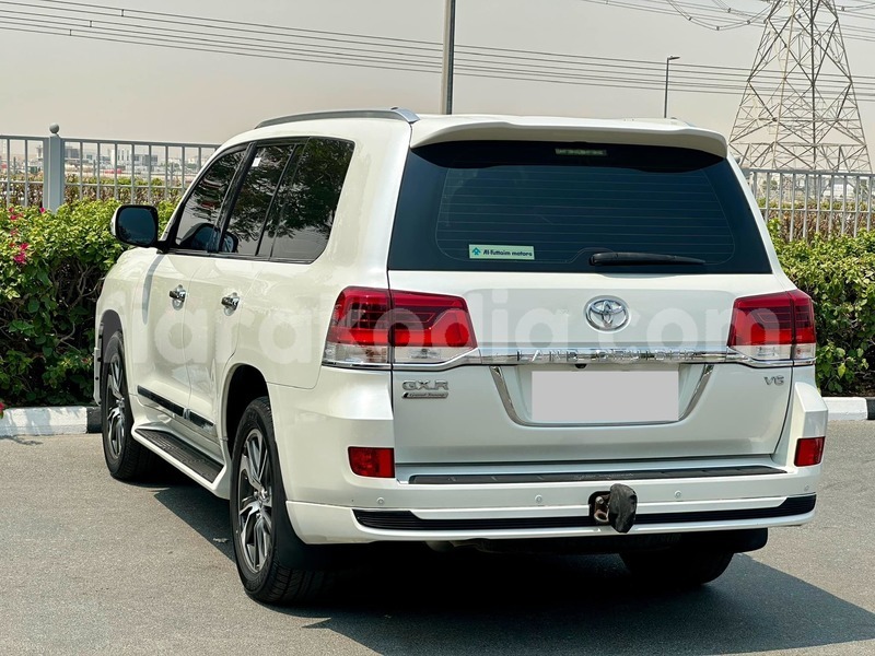 Big with watermark toyota land cruiser mahajanga ambato boina 9045