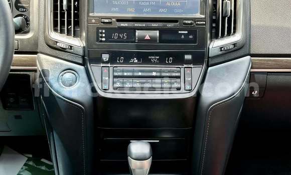 Acheter Occasion Voiture Toyota Land Cruiser Blanc à Ambato Boina, Mahajanga Acheter Occasion Voiture Toyota Land Cruiser Blanc à Ambato Boina, Mahajanga