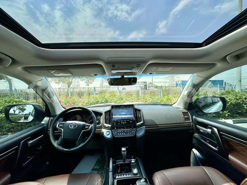 Big with watermark toyota land cruiser mahajanga ambato boina 9045