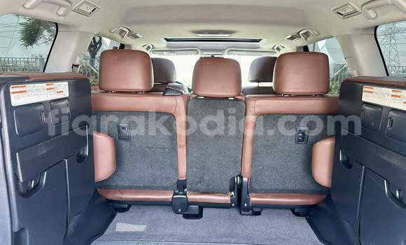 Acheter Occasion Voiture Toyota Land Cruiser Blanc à Ambato Boina, Mahajanga Acheter Occasion Voiture Toyota Land Cruiser Blanc à Ambato Boina, Mahajanga