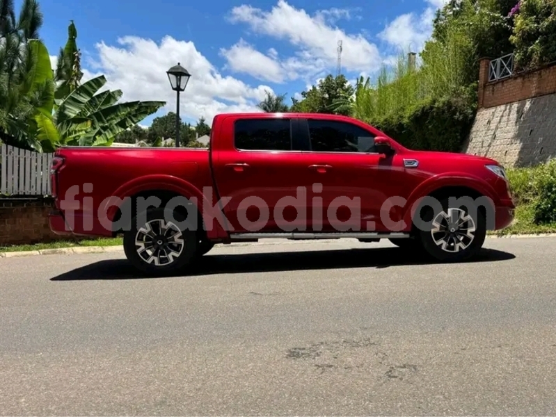 Big with watermark toyota hiluxe vigo androy ambovombe 9049