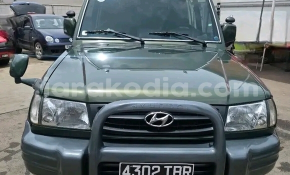 Acheter Occasion Voiture Hyundai Galloper Noir à Ambatondrazaka, Alaotra-Mangoro Acheter Occasion Voiture Hyundai Galloper Noir à Ambatondrazaka, Alaotra-Mangoro