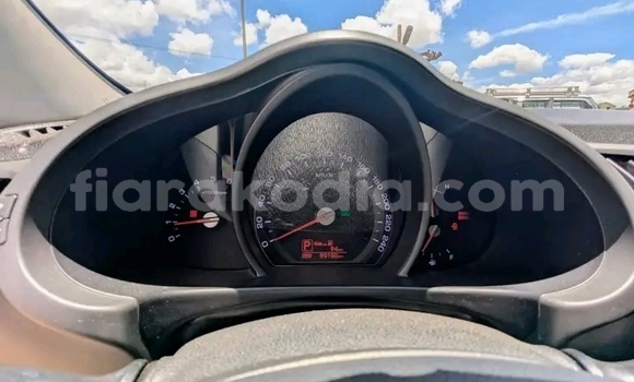 Acheter Occasion Voiture Kia Sportage Blanc à Ambatondrazaka, Alaotra-Mangoro Acheter Occasion Voiture Kia Sportage Blanc à Ambatondrazaka, Alaotra-Mangoro