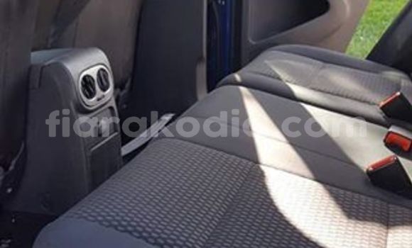 Acheter Occasion Voiture Volkswagen Tiguan Bleu à Antananarivo, Analamanga Acheter Occasion Voiture Volkswagen Tiguan Bleu à Antananarivo, Analamanga