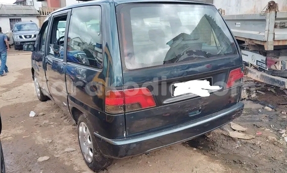 Acheter Occasion Voiture Peugeot 806 Noir à Ambatondrazaka, Alaotra-Mangoro Acheter Occasion Voiture Peugeot 806 Noir à Ambatondrazaka, Alaotra-Mangoro