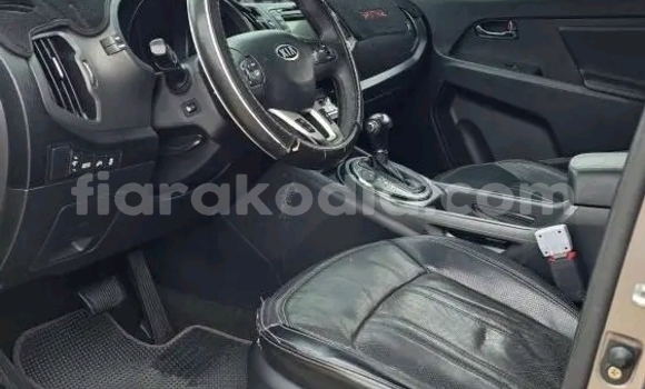 Acheter Occasion Voiture Kia Sportage Autre à Ambatondrazaka, Alaotra-Mangoro Acheter Occasion Voiture Kia Sportage Autre à Ambatondrazaka, Alaotra-Mangoro