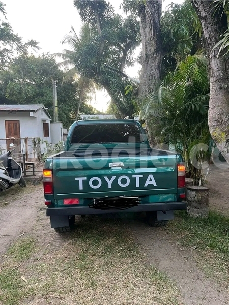 Big with watermark toyota hilux surf alaotra mangoro ambatondrazaka 9060