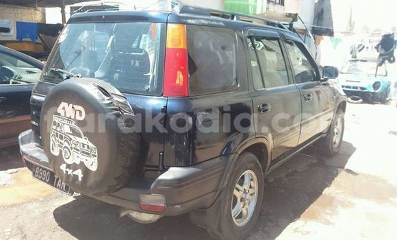 Buy Used Honda CR–V Blue Car in Antananarivo in Analamanga Buy Used Honda CR–V Blue Car in Antananarivo in Analamanga