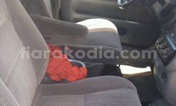 Buy Used Honda CR–V Blue Car in Antananarivo in Analamanga Buy Used Honda CR–V Blue Car in Antananarivo in Analamanga