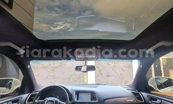 Acheter Occasion Voiture Audi Q5 Blanc à Ambatondrazaka, Alaotra-Mangoro