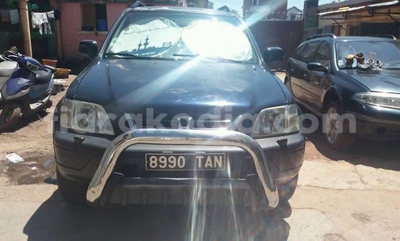 Buy Used Honda CR–V Blue Car in Antananarivo in Analamanga Buy Used Honda CR–V Blue Car in Antananarivo in Analamanga