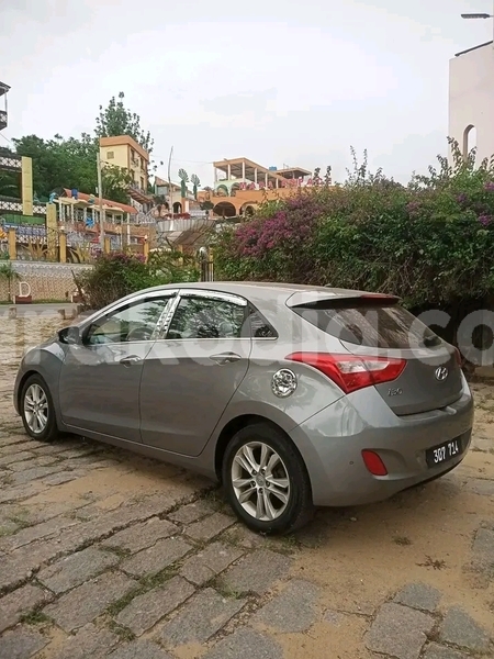 Big with watermark hyundai i30 melaky ambatomainty 9072