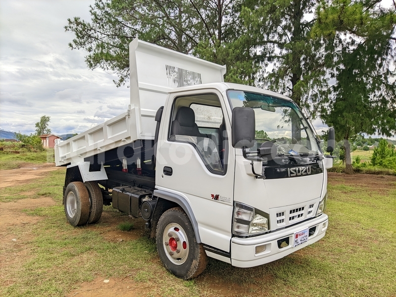 Big with watermark isuzu kb analamanga antananarivo 9076