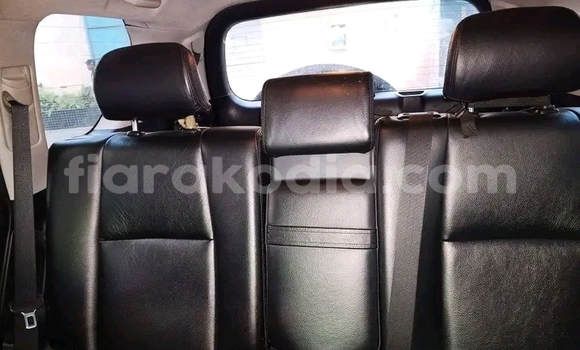 Buy Used Toyota Land Cruiser Prado Black Car in Antananarivo in Analamanga Buy Used Toyota Land Cruiser Prado Black Car in Antananarivo in Analamanga