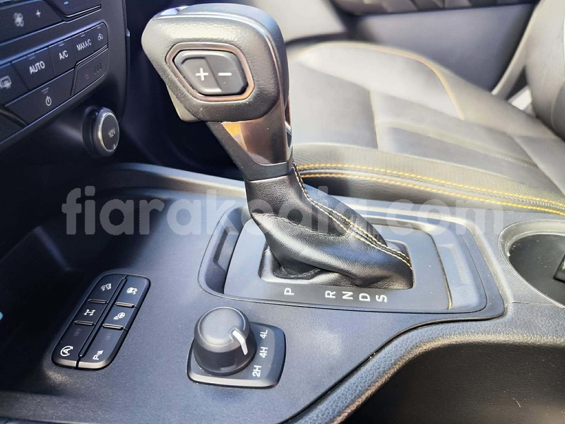 Big with watermark ford mustang analamanga antananarivo 9085