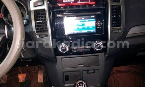 Buy Used Mitsubishi Pajero Black Car in Antananarivo in Analamanga Buy Used Mitsubishi Pajero Black Car in Antananarivo in Analamanga