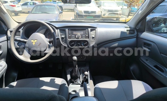Acheter Occasion Voiture Mitsubishi L200 Noir à Antananarivo, Analamanga Acheter Occasion Voiture Mitsubishi L200 Noir à Antananarivo, Analamanga