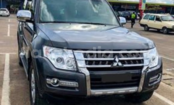 Buy Used Mitsubishi Pajero Black Car in Antananarivo in Analamanga Buy Used Mitsubishi Pajero Black Car in Antananarivo in Analamanga