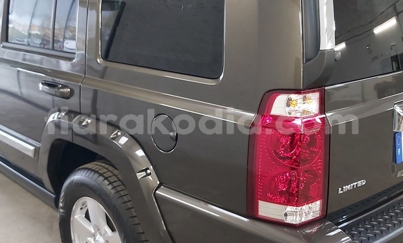 Acheter Occasion Voiture Jeep Commander Marron à Mahajanga, Boeny Acheter Occasion Voiture Jeep Commander Marron à Mahajanga, Boeny