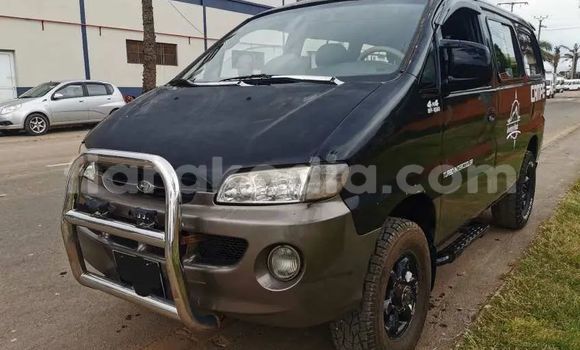 Acheter Occasion Voiture Hyundai Starex Noir à Antananarivo, Analamanga Acheter Occasion Voiture Hyundai Starex Noir à Antananarivo, Analamanga