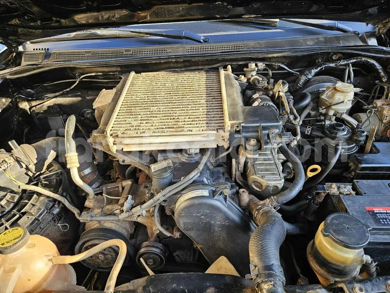 Big with watermark toyota hilux analamanga antananarivo 9095