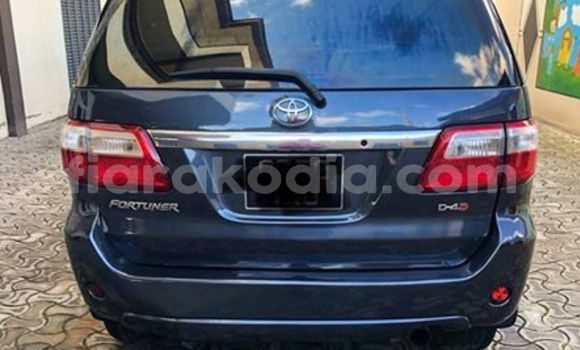 Buy Used Toyota Fortuner Black Car in Antananarivo in Analamanga Buy Used Toyota Fortuner Black Car in Antananarivo in Analamanga
