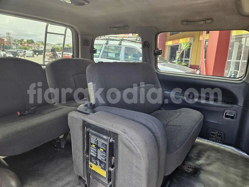 Big with watermark hyundai starex analamanga antananarivo 9101