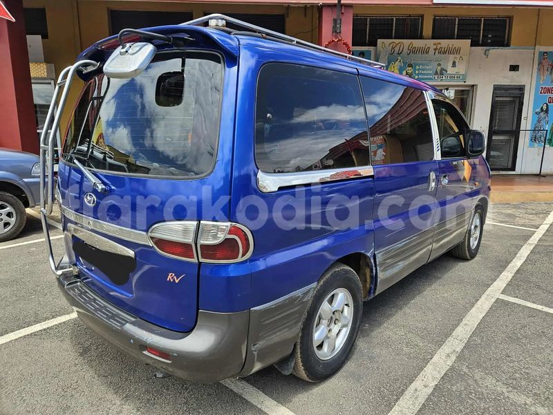 Big with watermark hyundai starex analamanga antananarivo 9101