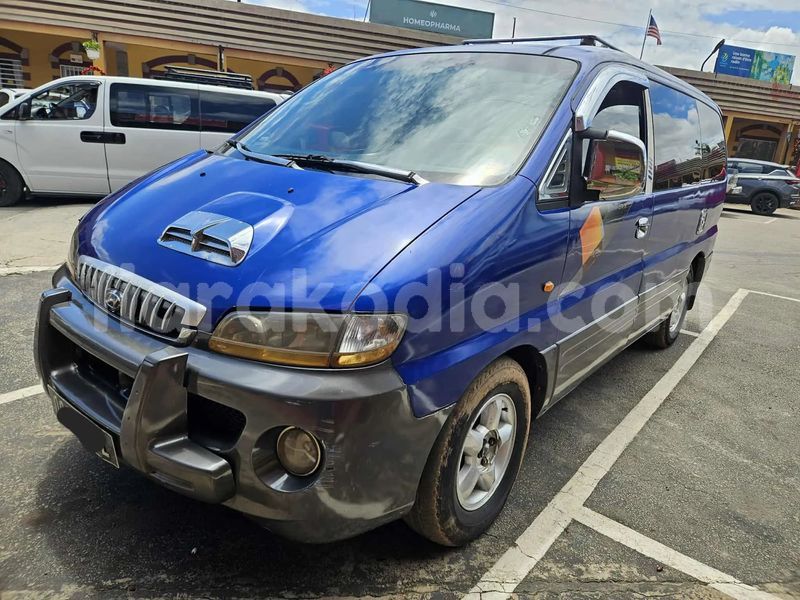 Big with watermark hyundai starex analamanga antananarivo 9101